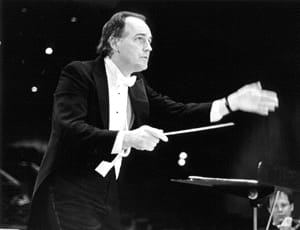 Jeffrey Rink conducting Chorus pro Musica